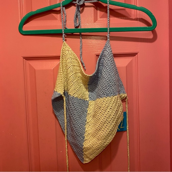 NWT VRG GRL Seaside In Italy Crochet Halter Top - Picture 2 of 3